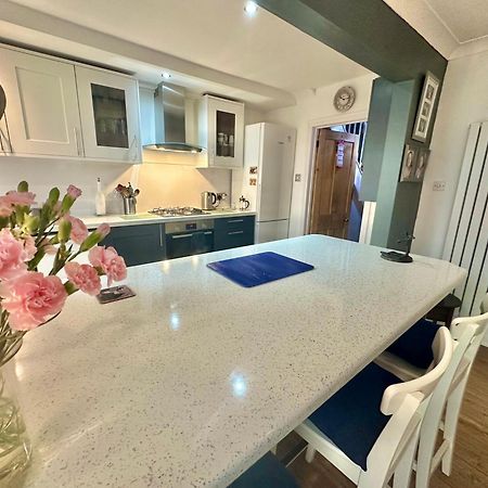 Garden Cottage - 3 Bedroom Close To Town And Beach Bournemouth Exterior foto